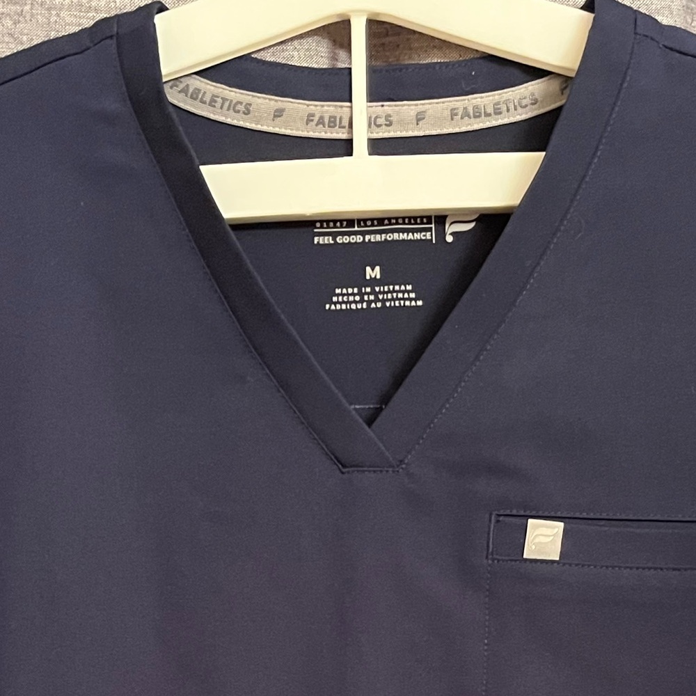 Fabletics V-Neck Scrub Top - Picture 3 of 3